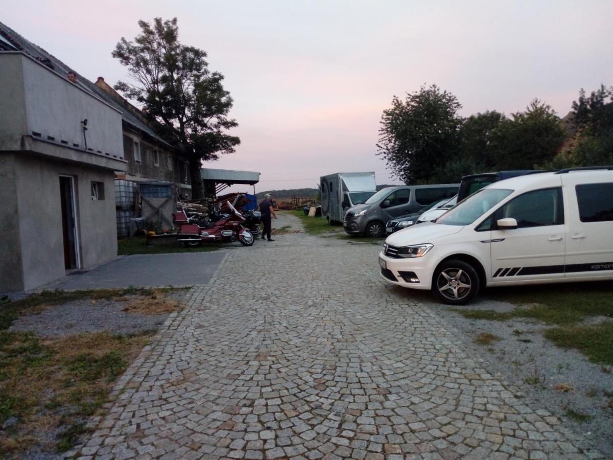 U Bronka W Ksiazecym Lesie Villa Niedaszow Exterior foto