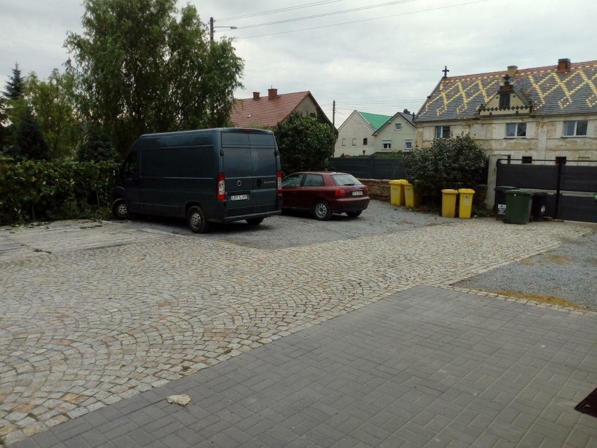 U Bronka W Ksiazecym Lesie Villa Niedaszow Exterior foto
